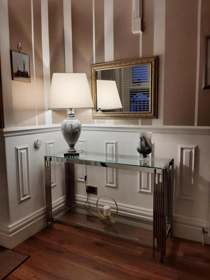 Lytham Luxury Villa Литам Сент Аннс Екстериор снимка